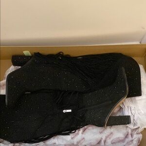 Elegant Black Fringe Women's Boots